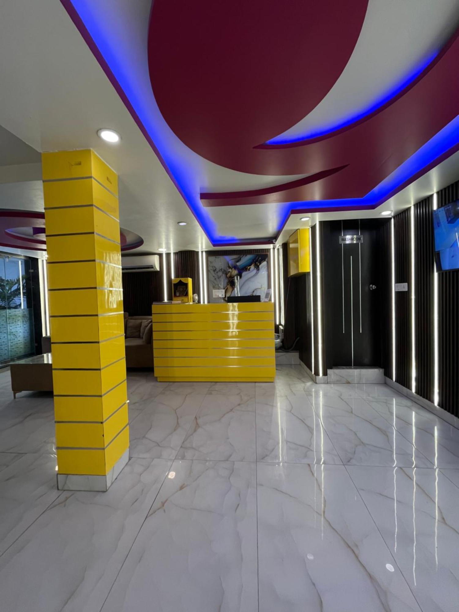 Jupiter Plaza- A Brand Of The Reality Hotel New Delhi Ngoại thất bức ảnh