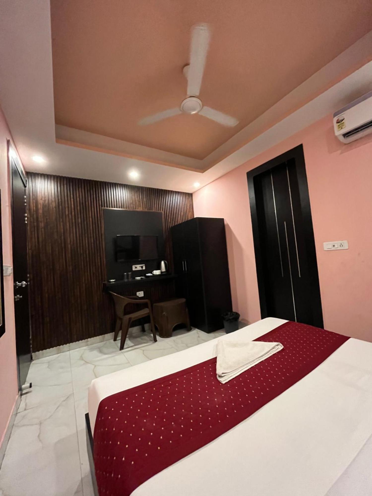 Jupiter Plaza- A Brand Of The Reality Hotel New Delhi Ngoại thất bức ảnh